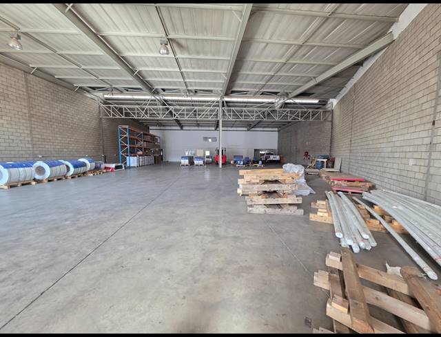 1,065M² WAREHOUSE TO LET IN CITY DEEP